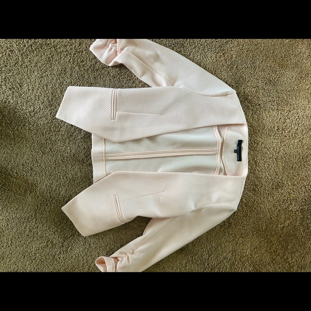 Amanda Chelsea Cropped Pink Blazer